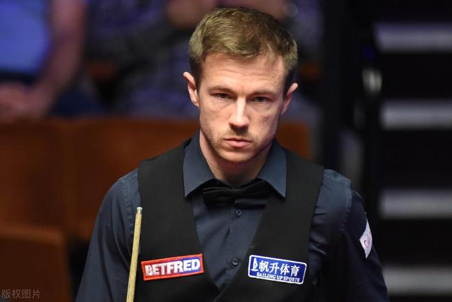 许多人对他 许多人对他