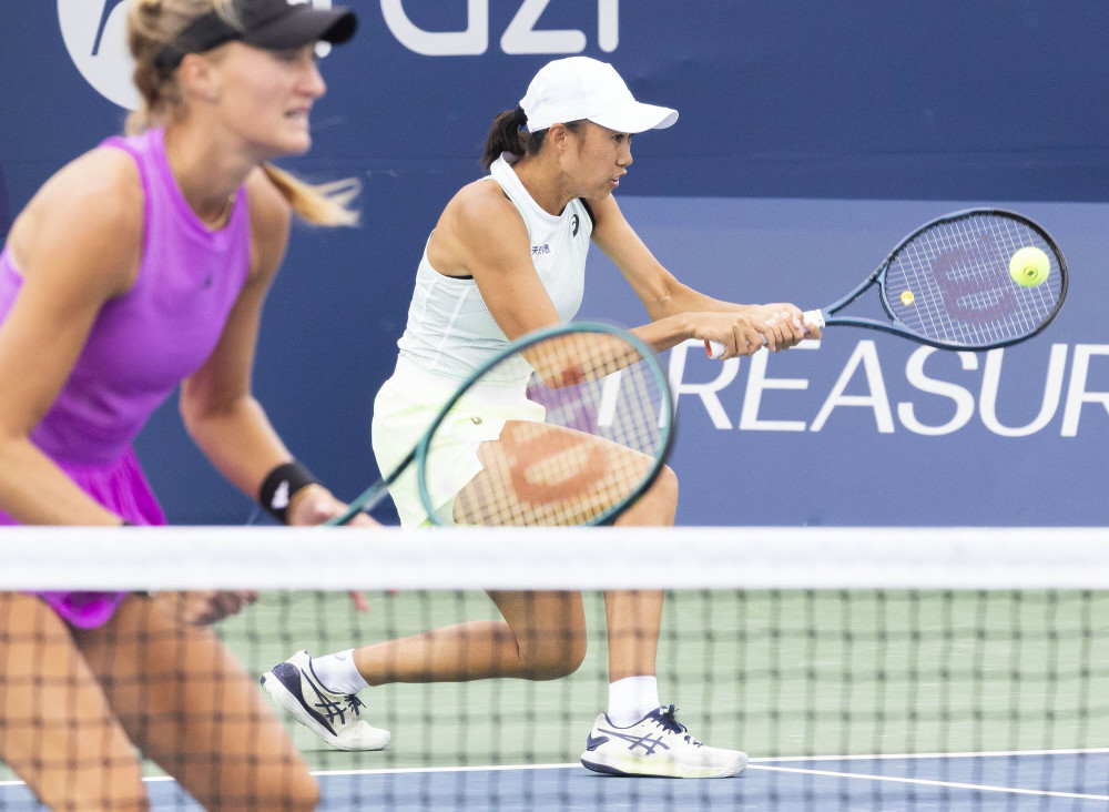 他就展现出 他就展现出