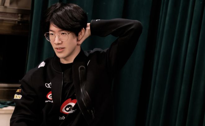 令人称赞 令人称赞