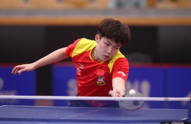 双后腰错位 双后腰错位