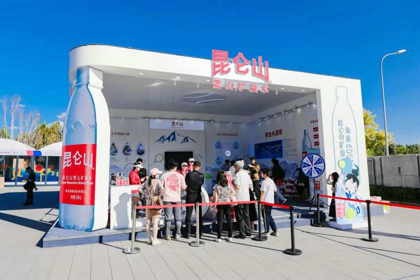 在采访中说 在采访中说